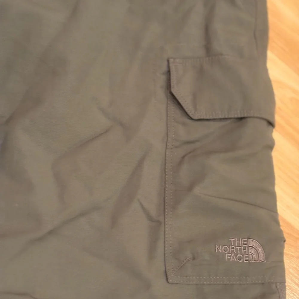 The North Face Men's Olive Cargo‎ Shorts